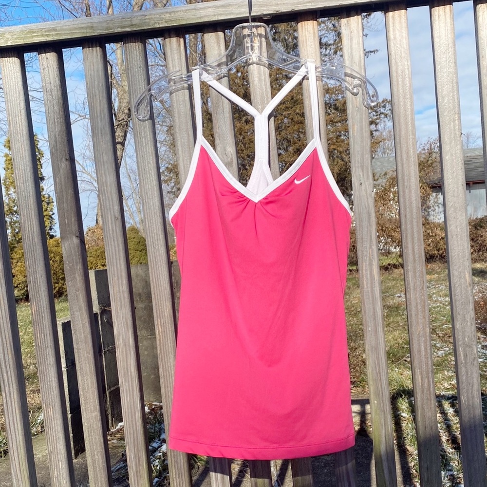 Nike pink tank